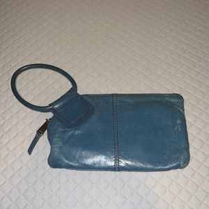 Hobo Sable wristlet